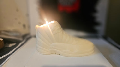 AJ12 Candle